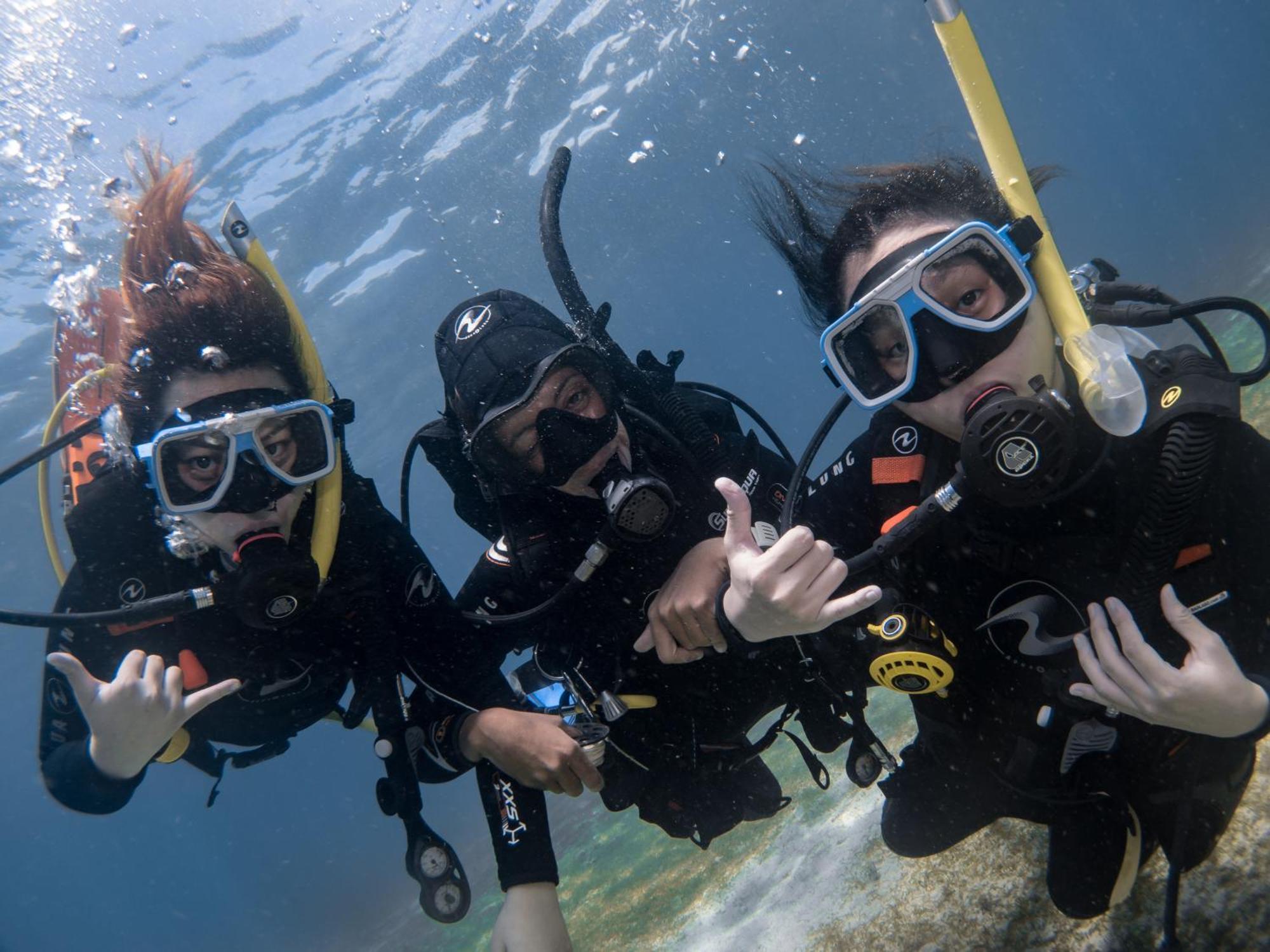 Badladz Beach And Dive Resort Puerto Galera Luaran gambar