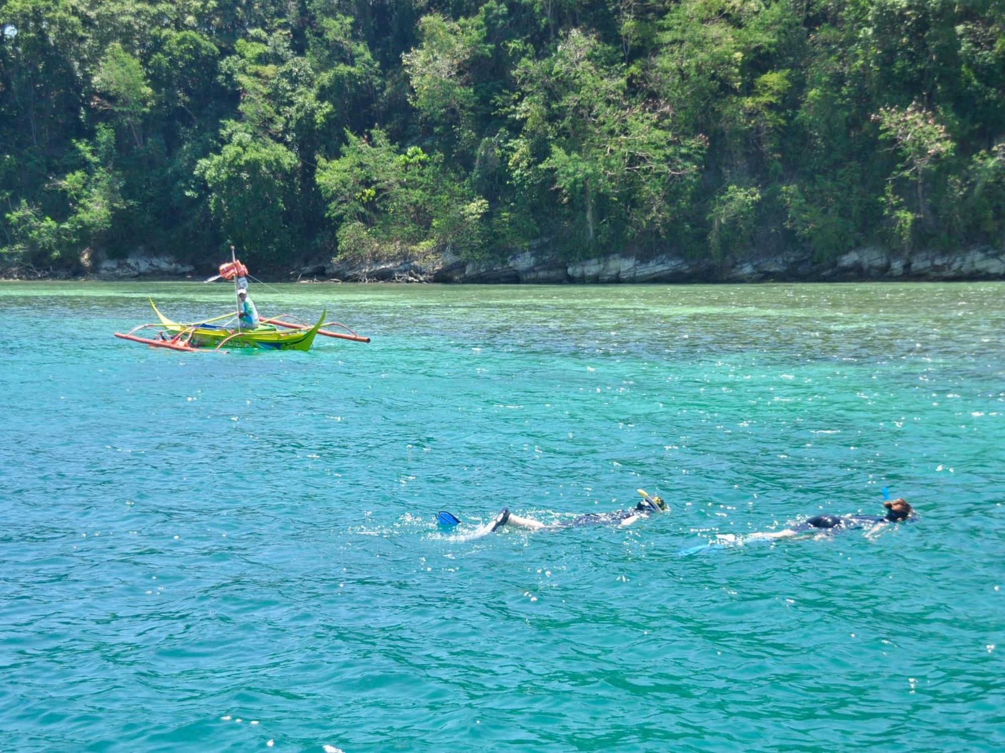 Badladz Beach And Dive Resort Puerto Galera Luaran gambar