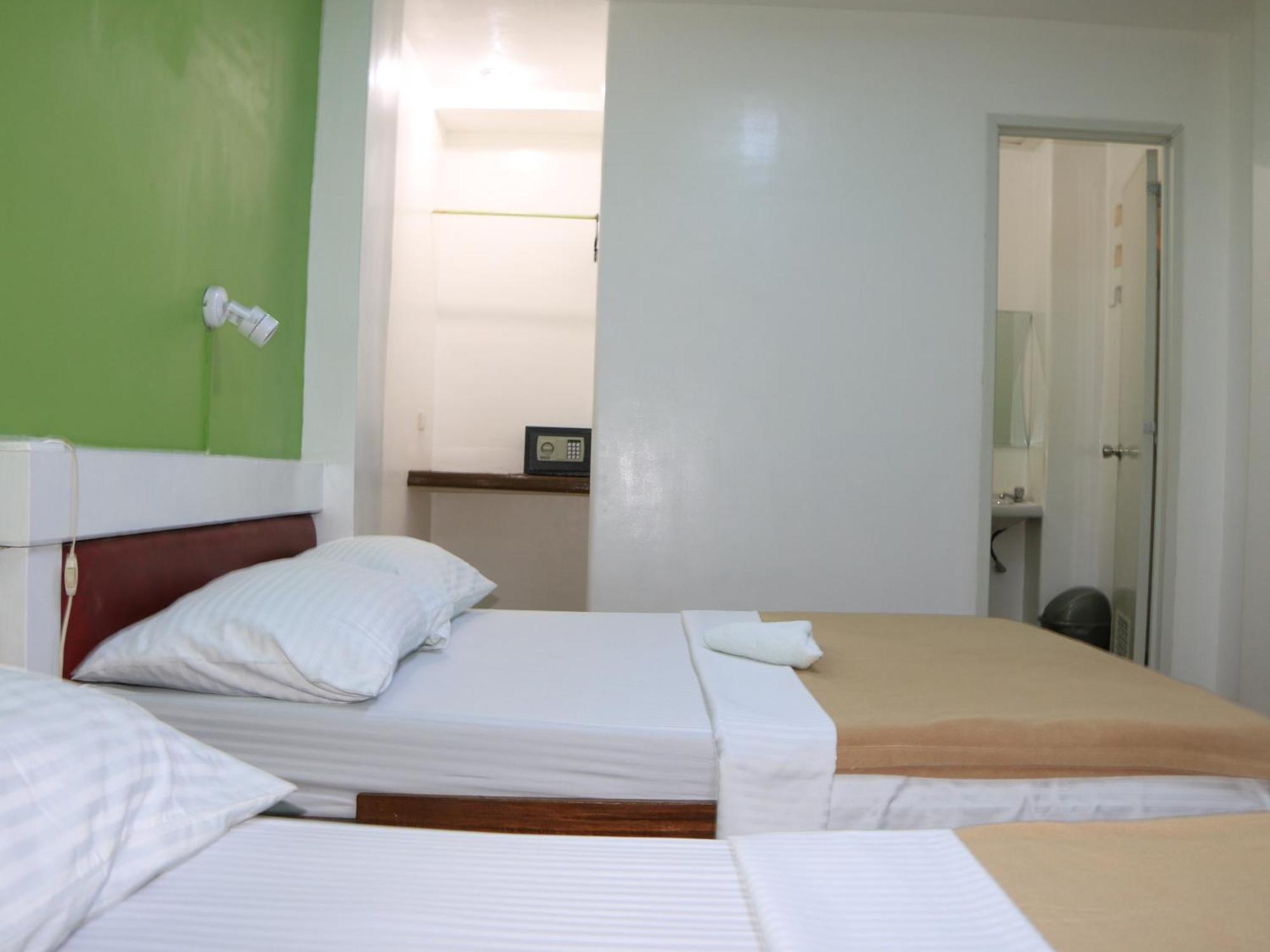Badladz Beach And Dive Resort Puerto Galera Bilik gambar
