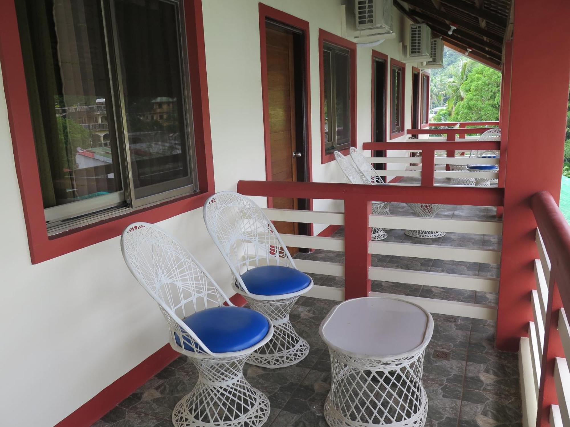 Badladz Beach And Dive Resort Puerto Galera Bilik gambar